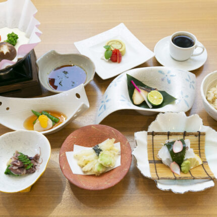 季節の移ろいを五感で味わうおもてなしの日本料理